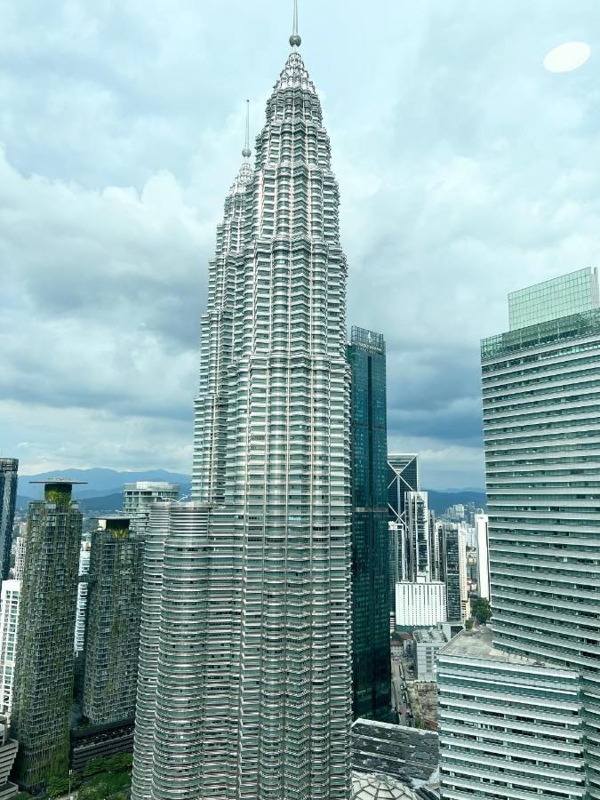 Sky Suites Klcc By Genesis Kuala Lumpur Exterior photo